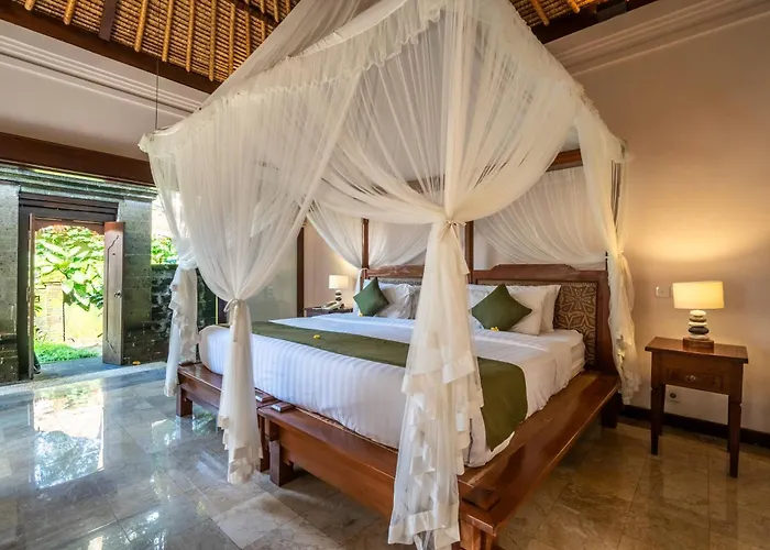 Natura And Ubud (Bali)